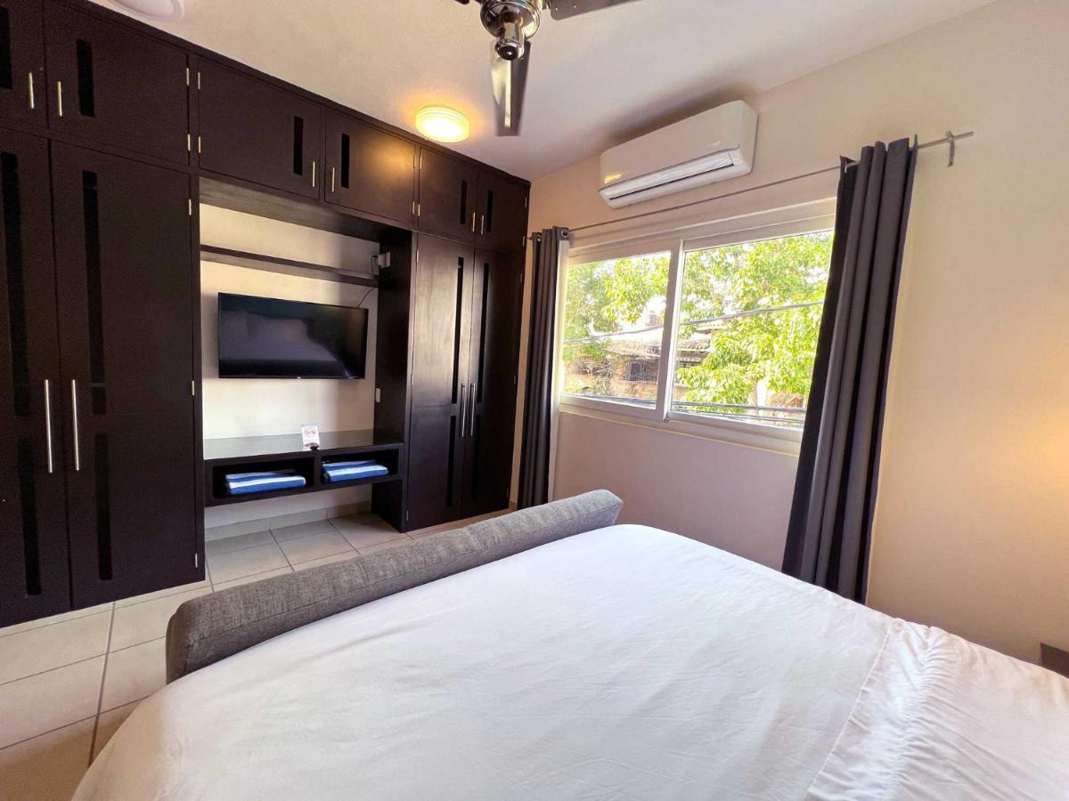 Cardenas Suites Puerto Vallarta Exterior photo